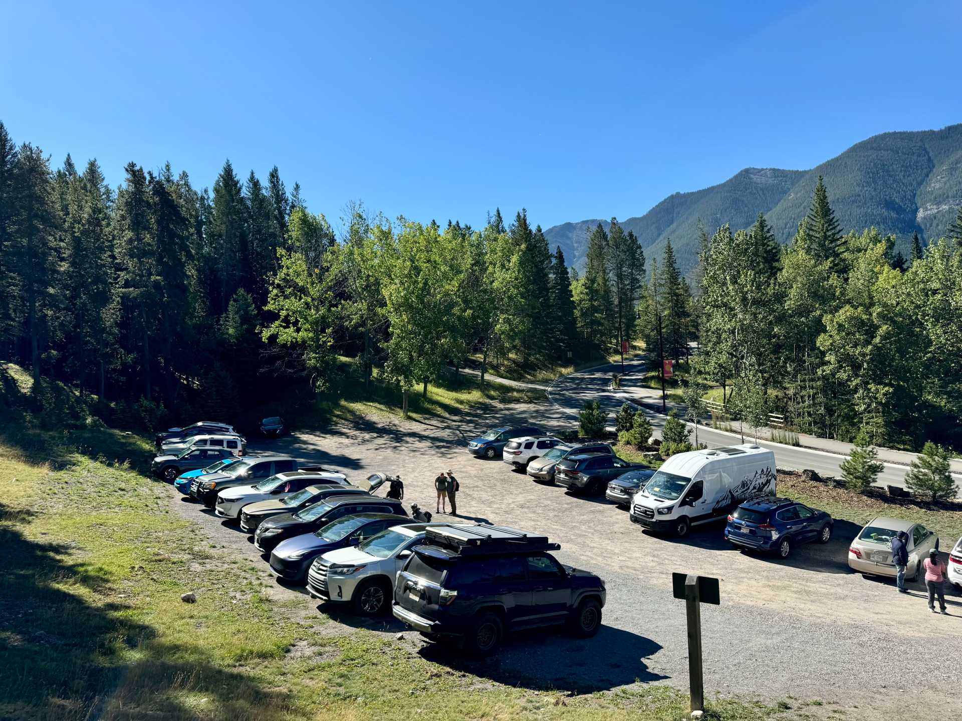 The start of the Tunnel Mountain hike begins here and is right next to the lower parking lot-1