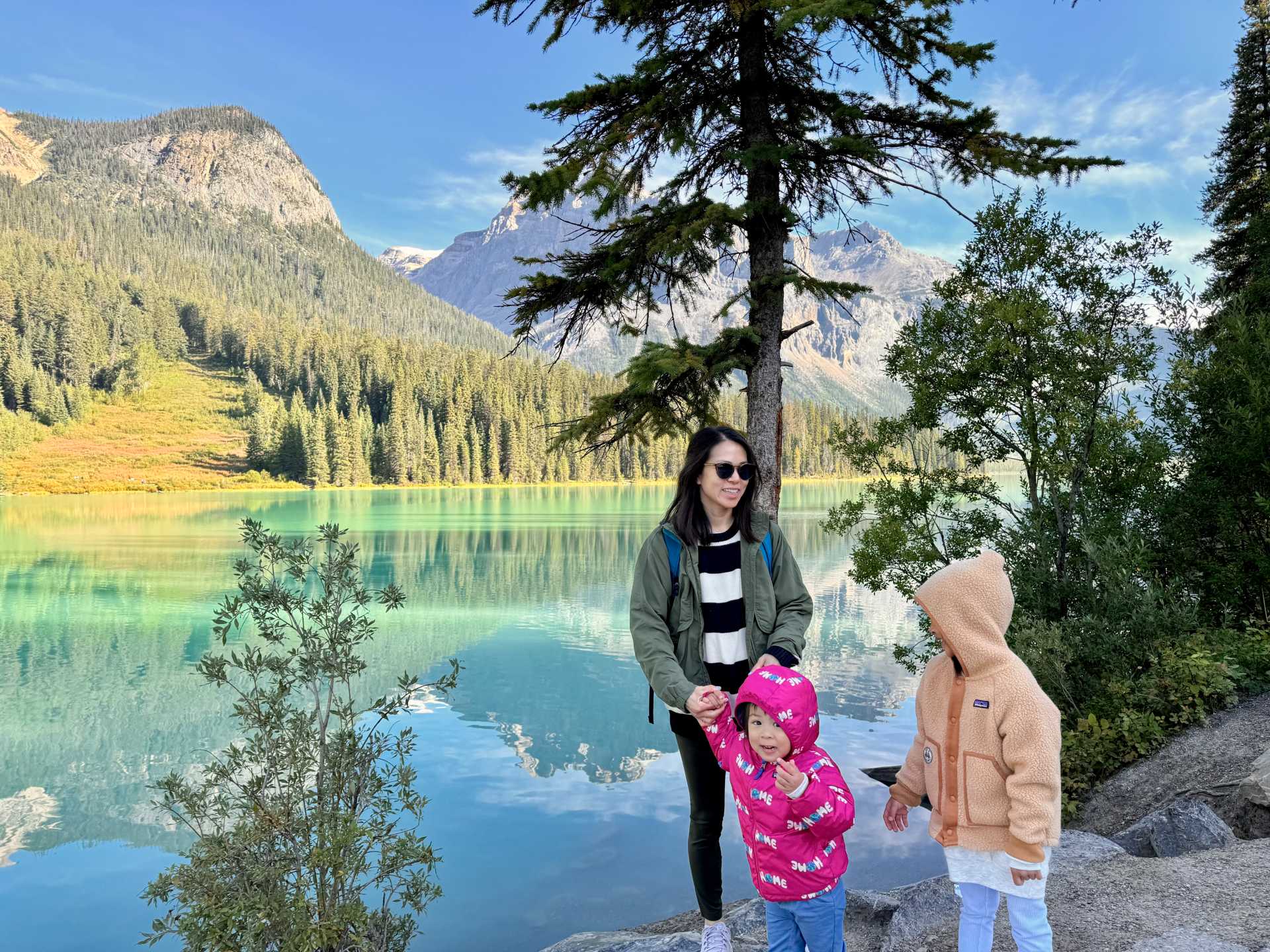 A perfect family-friendly stop. The flat lakeside trail, picnic spots, and gentle shoreline make Emerald Lake an ideal destination for families with young children-2