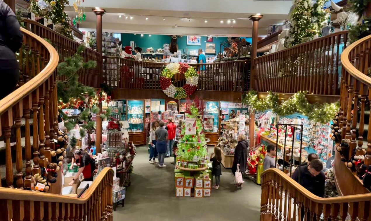 Step into the magic of Christmas all year round at The Spirit of Christmas in Banff! From personalized ornaments to unique holiday décor, this enchanting store has everything to keep the Christmas spirit alive, no matter the season.