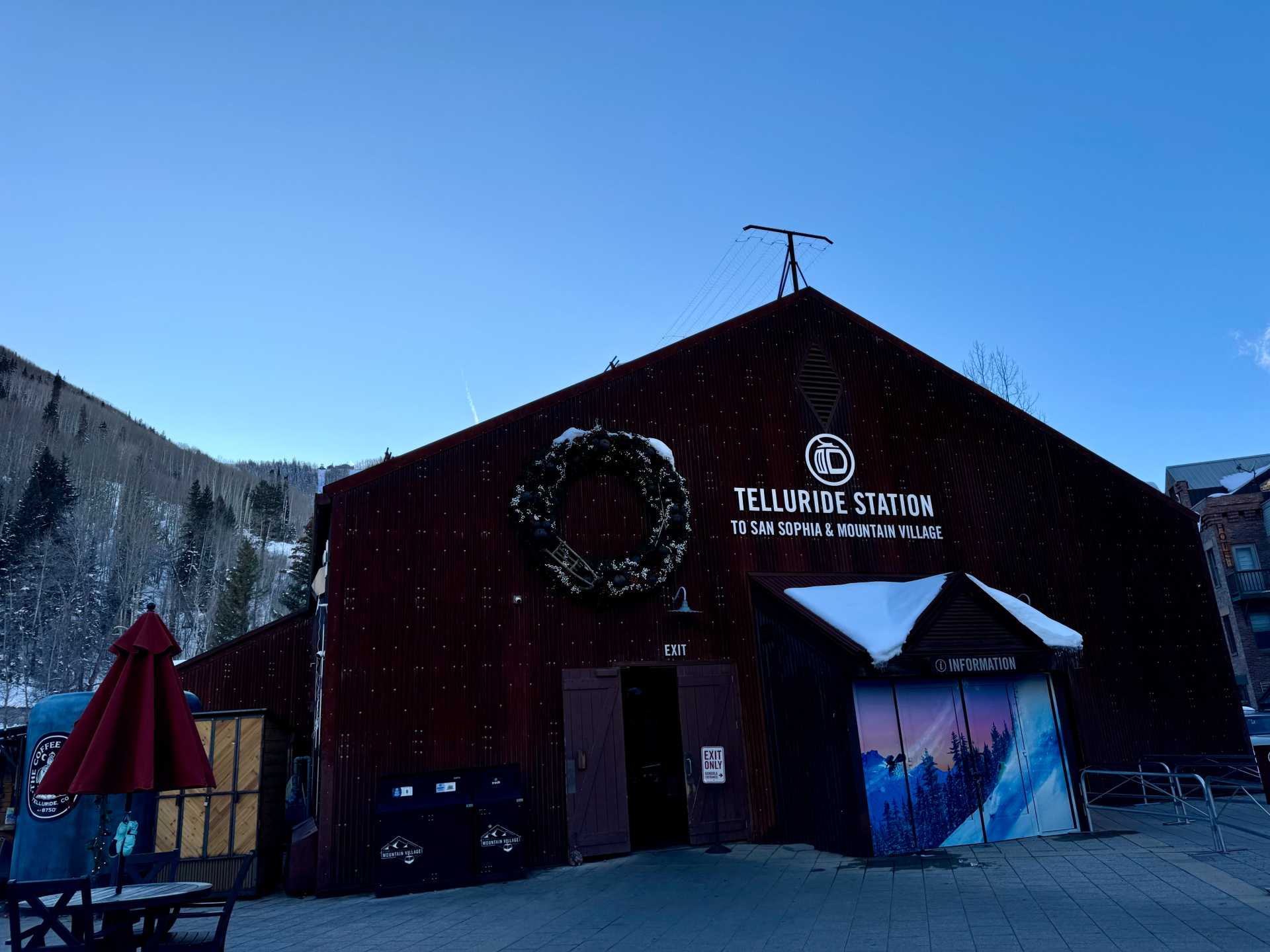 The free gondola makes it so convenient to travel back and forth from Downtown Telluride to Mountain Village-2