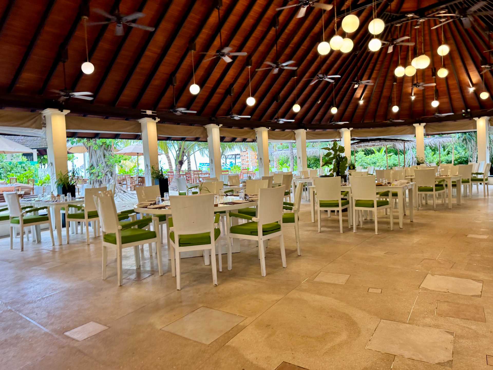 Plenty of seating, zero wait time, and some of the friendliest service at Iru Restaurant. Great place to eat something quick and enjoy variety. Be sure to go to No Mistake Bar to grab some drinks and watch the sunset-1