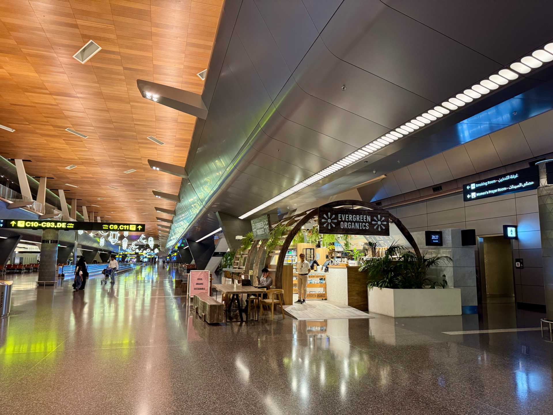 If you’re looking for a calmer, sensory-friendly play space at Hamad International Airport, head toward Gate C to the Muzn Lounge. Near the café located midway through the terminal, you’ll find access to a quieter area designed for kids who need a more peaceful environment to recharge between flights.